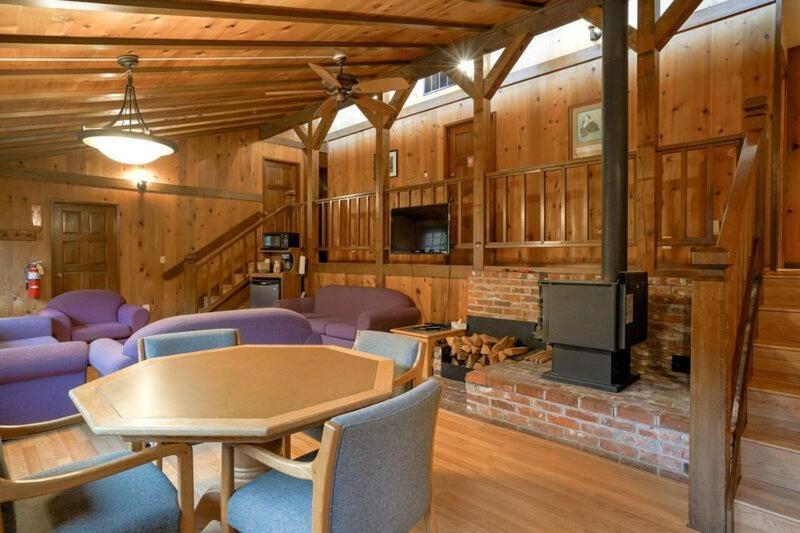 Silver Falls Lodge & Conference Center Sublimity ภายนอก รูปภาพ