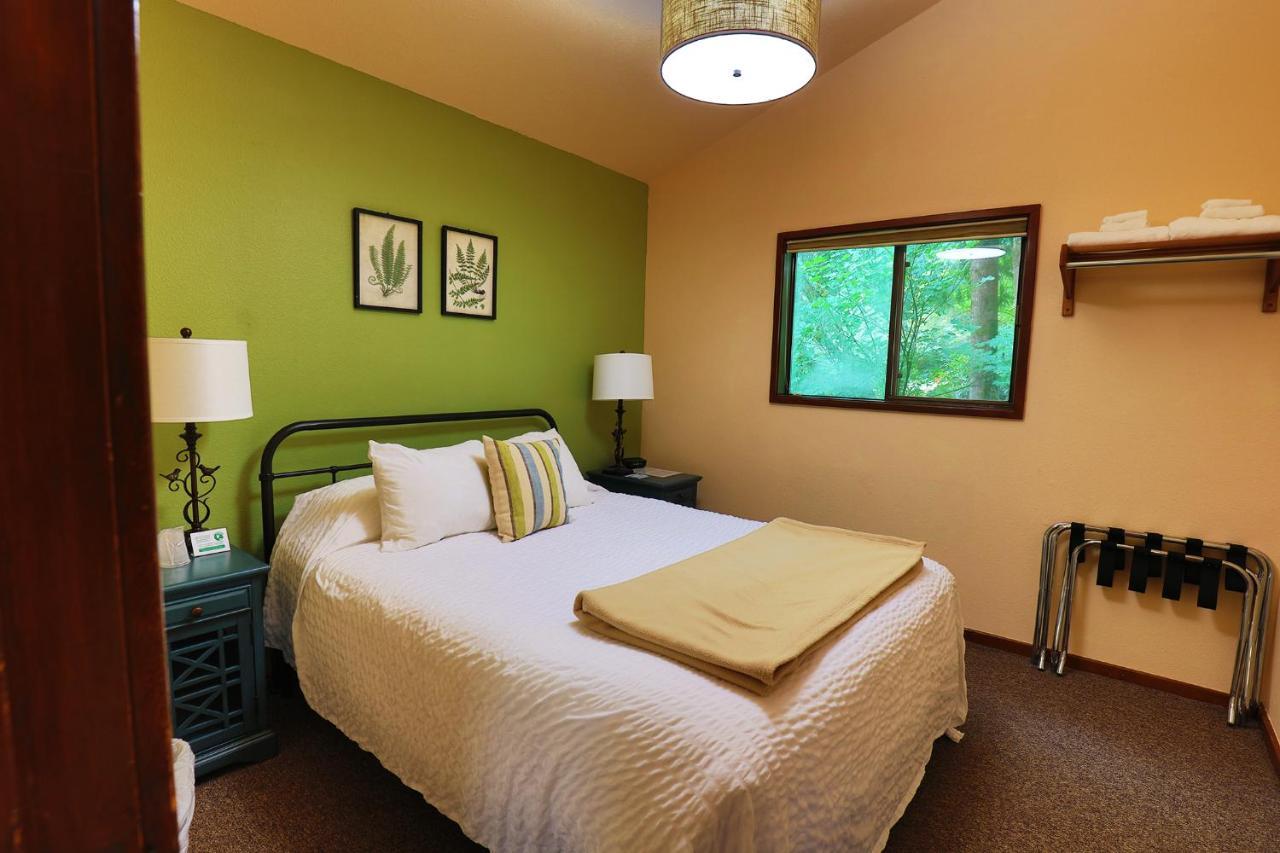 Silver Falls Lodge & Conference Center Sublimity ภายนอก รูปภาพ