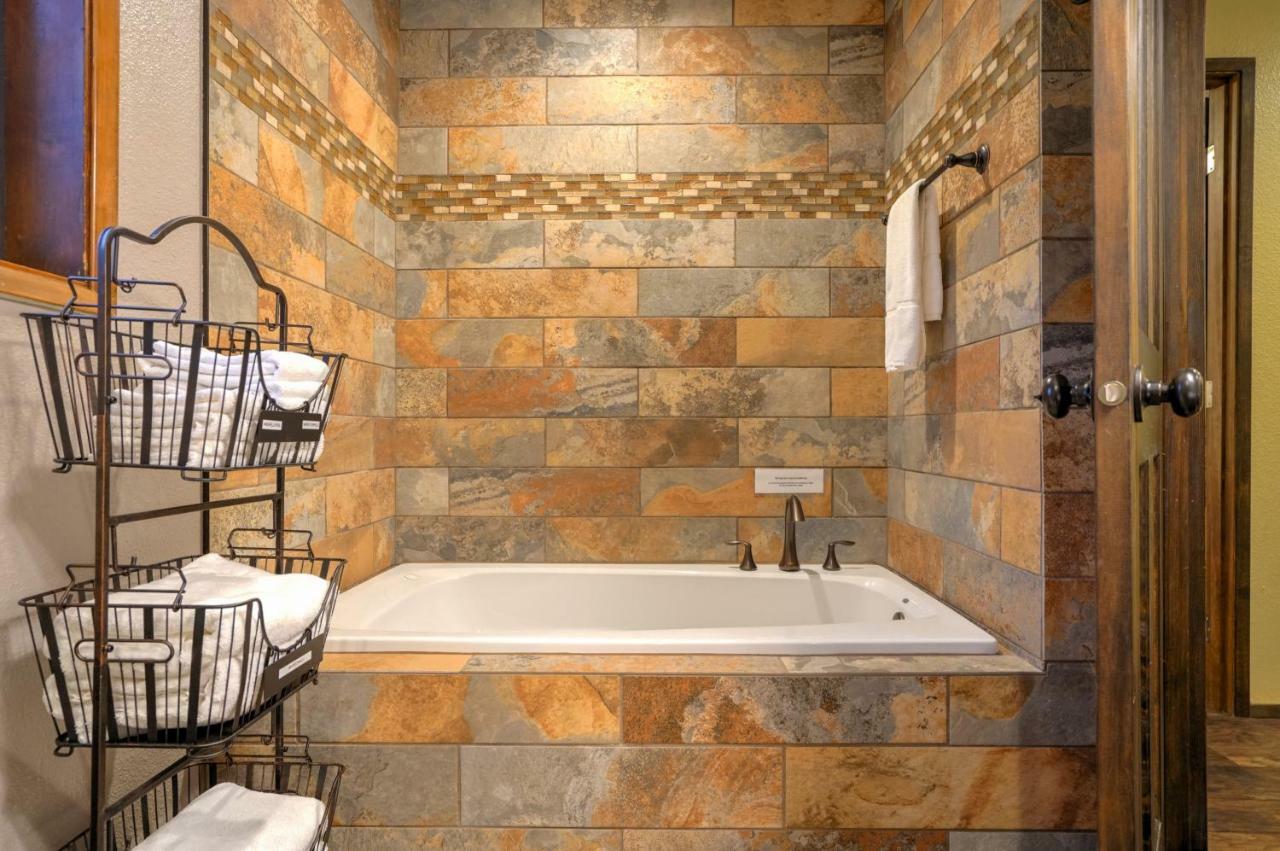 Silver Falls Lodge & Conference Center Sublimity ภายนอก รูปภาพ